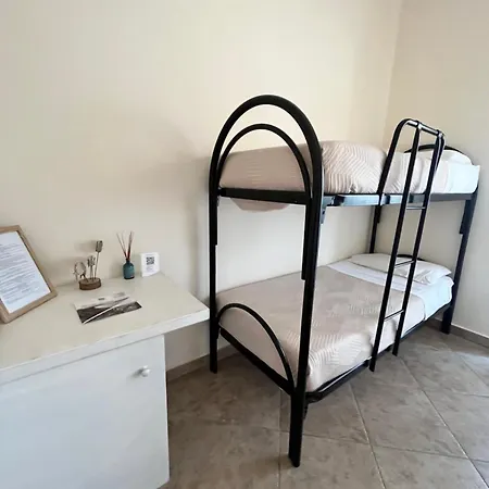 Donna Viruzza 4* مارينا دي سكيافوني