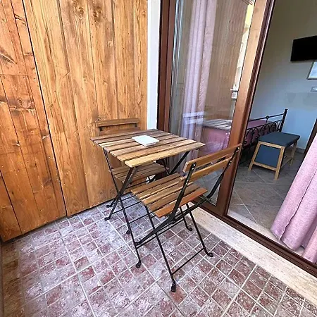 Donna Viruzza فندق مبيت وإفطار 4*